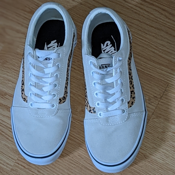 Van's | Sneakers Off The Wall Light Tan Lace Up Round Toe Women Size 9 - Picture 3 of 9